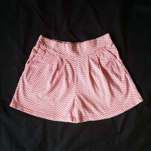 Used Tea Collection Girls Chevron Pull-On Shorts
